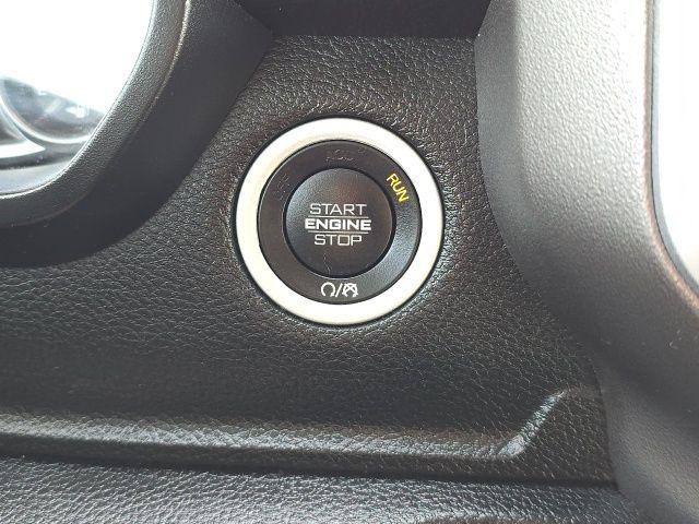 2020 Ram 1500 Vehicle Photo in Pleasant Hills, PA 15236