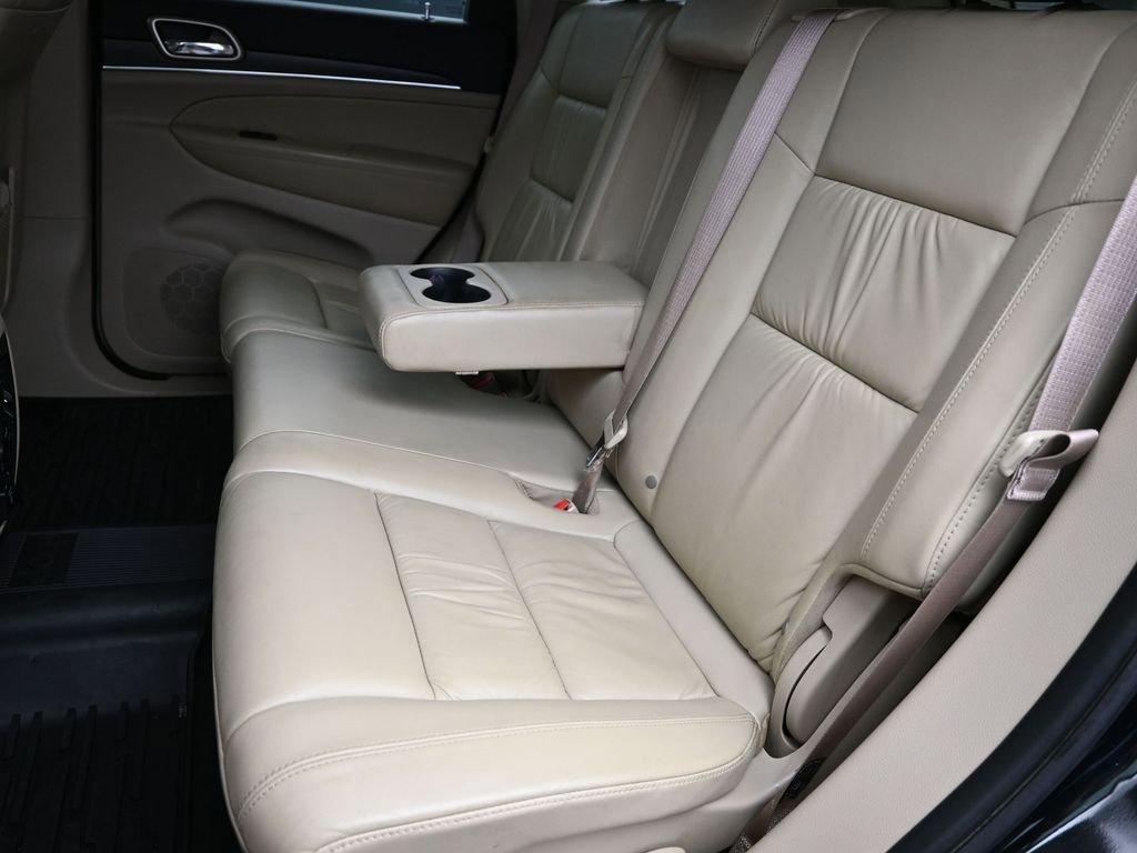 2015 Jeep Grand Cherokee Vehicle Photo in Marion, IA 52302