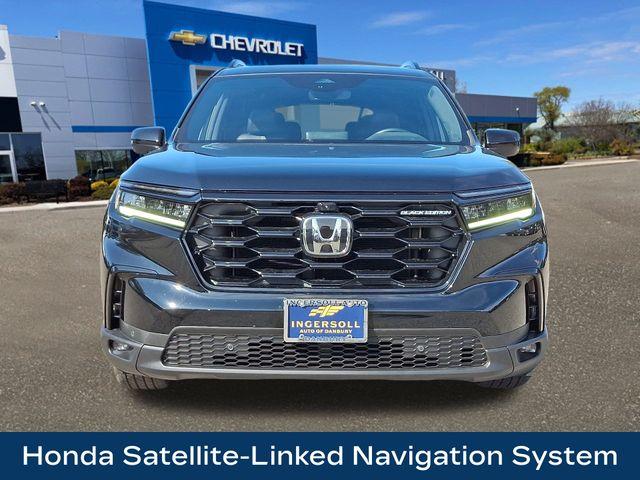 2025 Honda Pilot Vehicle Photo in DANBURY, CT 06810-5034