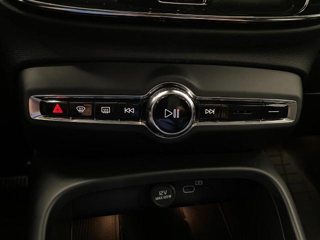 2025 Volvo XC40 Vehicle Photo in Appleton, WI 54913