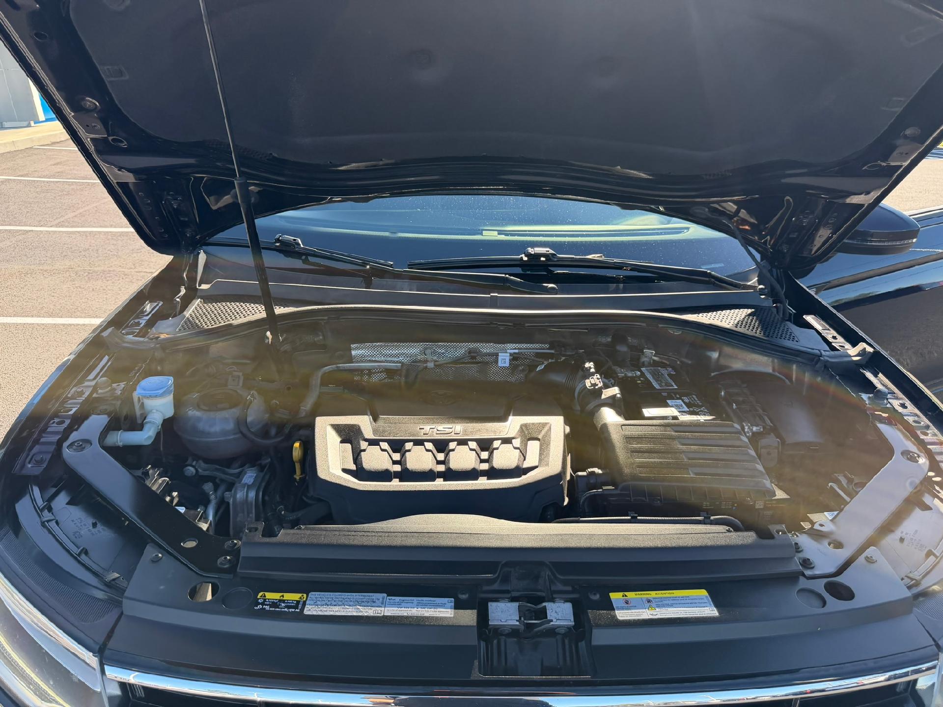 2022 Volkswagen Tiguan photo 33 of 37