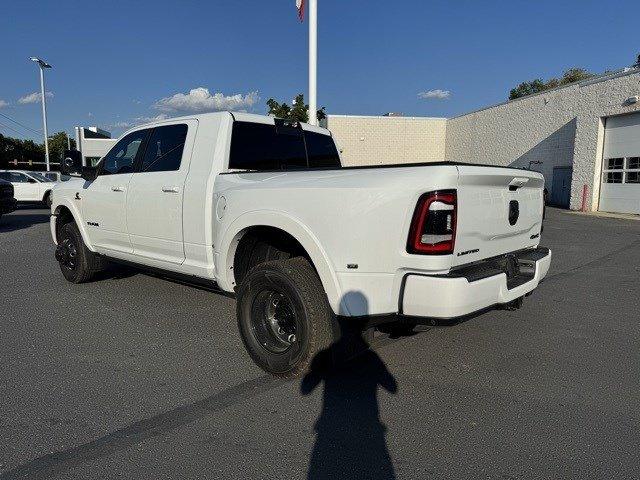 2024 Ram 3500 Vehicle Photo in Mechanicsburg, PA 17050-1707