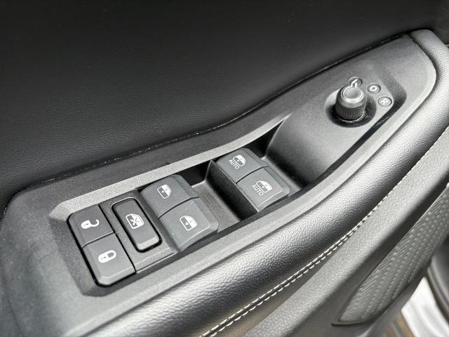 2024 Jeep Grand Cherokee L Vehicle Photo in Statesboro, GA 30458