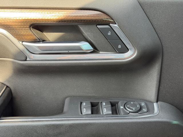 2023 Chevrolet Silverado 1500 Vehicle Photo in COLUMBIA, MO 65203-3903