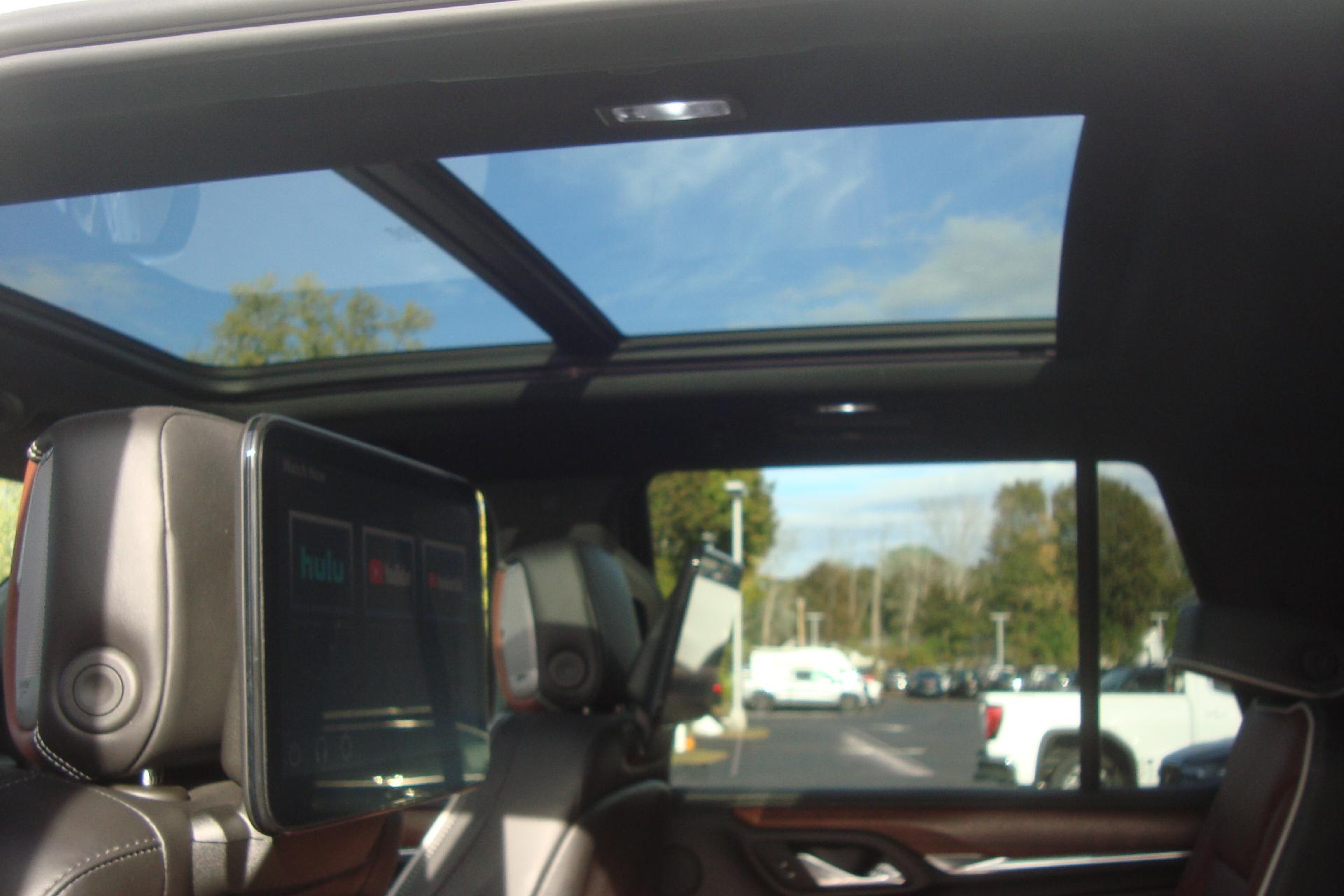 2023 GMC Yukon Vehicle Photo in PORTSMOUTH, NH 03801-4196