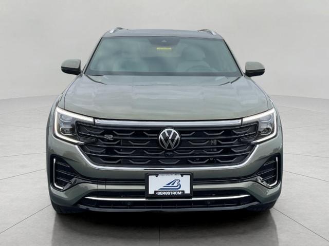 2026 Volkswagen Atlas Cross Sport Vehicle Photo in Oshkosh, WI 54904