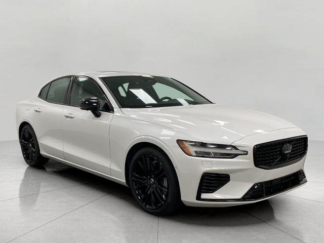 2024 Volvo S60 Recharge Plug-In Hybrid Vehicle Photo in Appleton, WI 54913