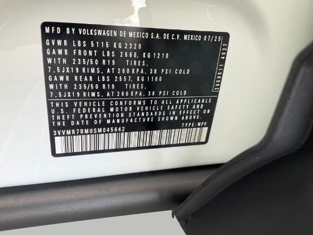 2025 Volkswagen Tiguan Vehicle Photo in Oshkosh, WI 54904