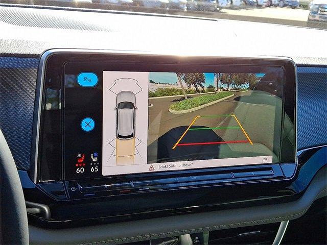 2024 Volkswagen Atlas Cross Sport Vehicle Photo in Willow Grove, PA 19090