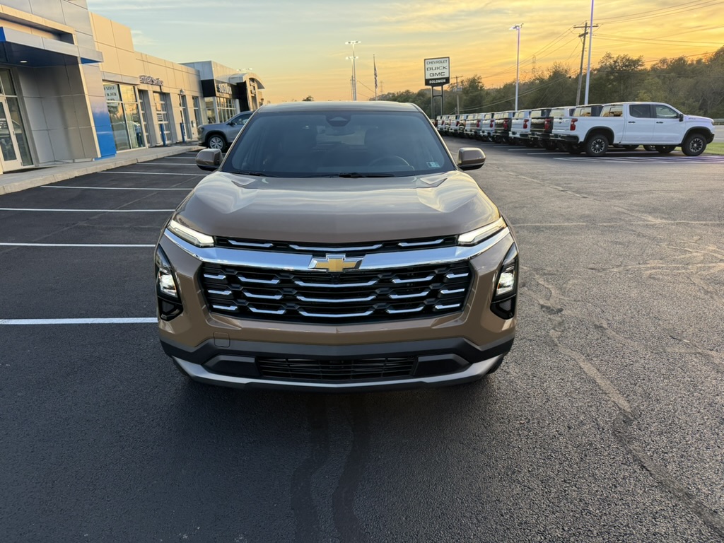 2027 Chevrolet Equinox photo 8 of 20