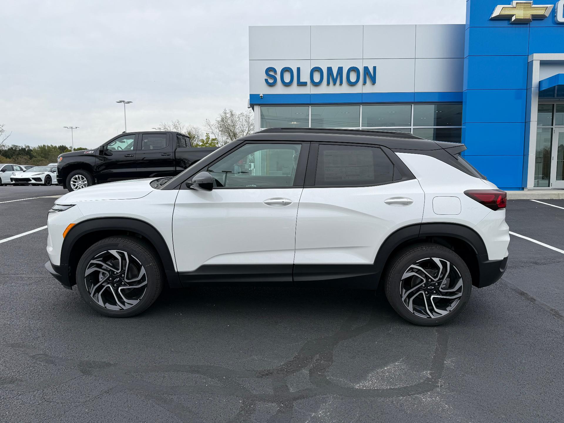 2026 Chevrolet Trailblazer photo 2 of 10