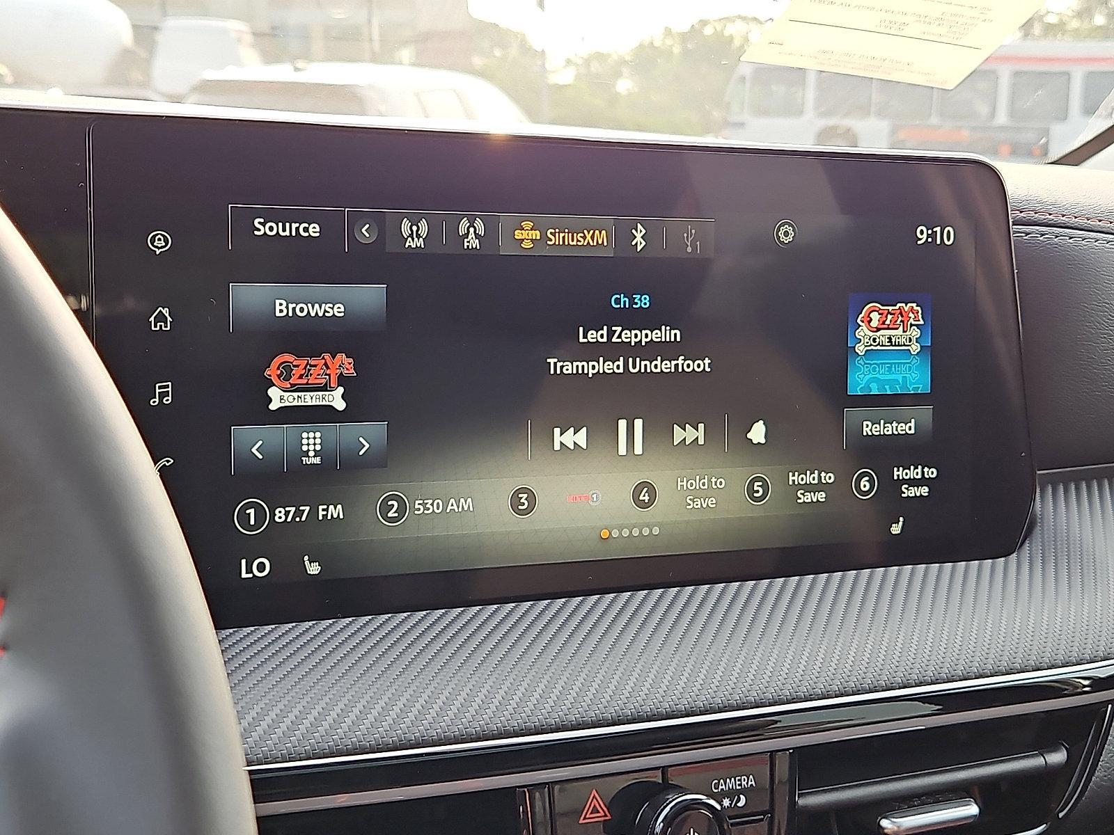2025 Nissan Kicks Vehicle Photo in Jenkintown, PA 19046