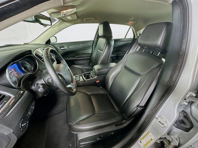 2020 Chrysler 300 Vehicle Photo in Flemington, NJ 08822