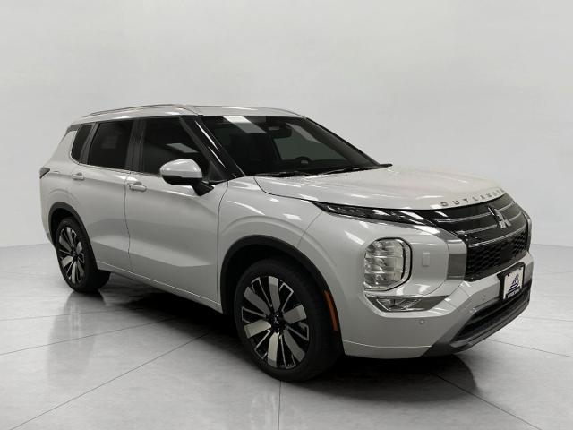 2025 Mitsubishi Outlander Vehicle Photo in Neenah, WI 54956