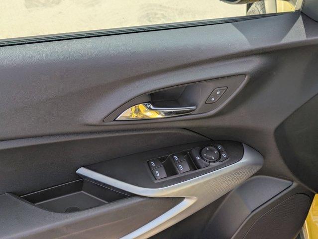 2024 Chevrolet Trax Vehicle Photo in SELMA, TX 78154-1460