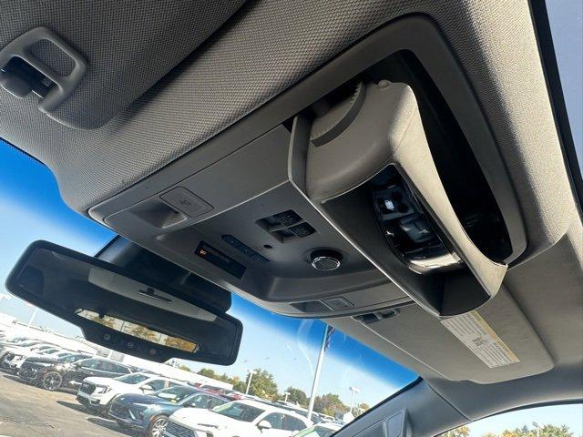 2017 GMC Yukon Vehicle Photo in ROCHESTER HILLS, MI 48307-2741