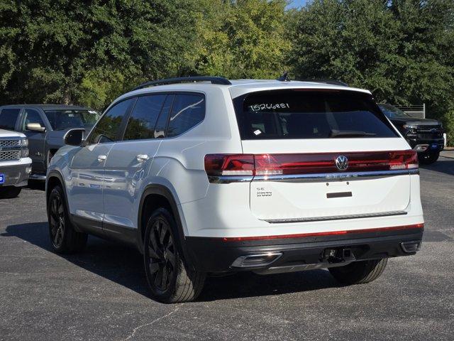 2024 Volkswagen Atlas Vehicle Photo in Decatur, TX 76234