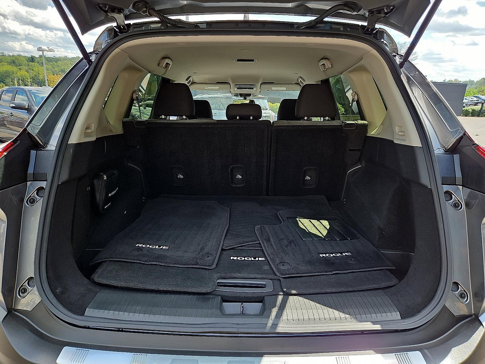 2023 Nissan Rogue Vehicle Photo in Jenkintown, PA 19046