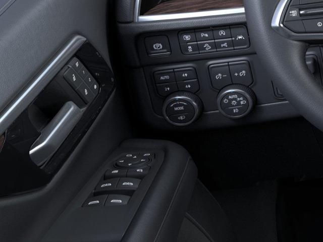 2026 Chevrolet Suburban Vehicle Photo in NEENAH, WI 54956-2243