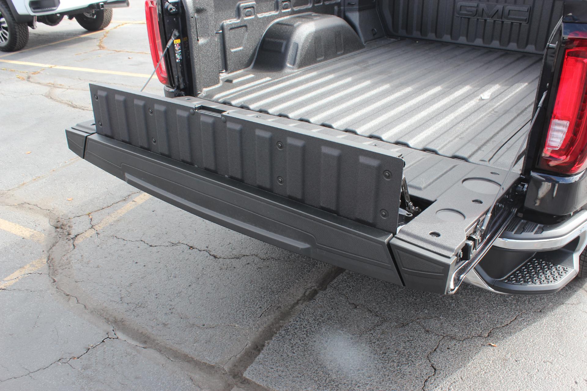 2026 GMC Sierra 1500 Vehicle Photo in AURORA, CO 80012-4011