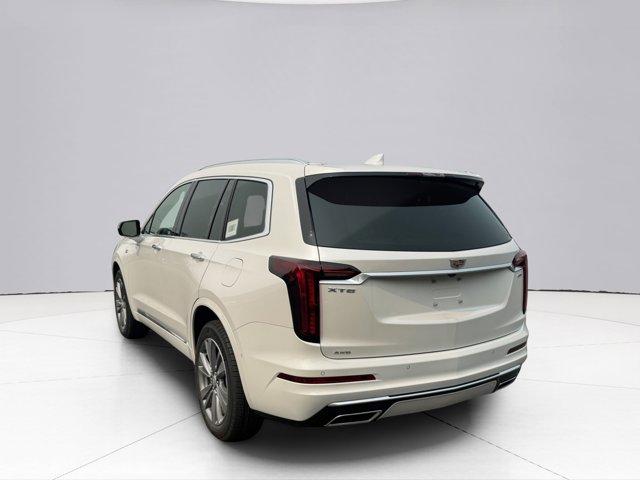 2025 Cadillac XT6 Vehicle Photo in LEOMINSTER, MA 01453-2952