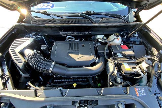 2022 GMC Acadia Vehicle Photo in TOPEKA, KS 66609-0000