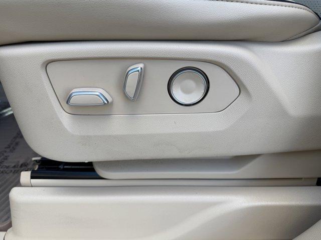 2021 Cadillac Escalade ESV Vehicle Photo in LEOMINSTER, MA 01453-2952