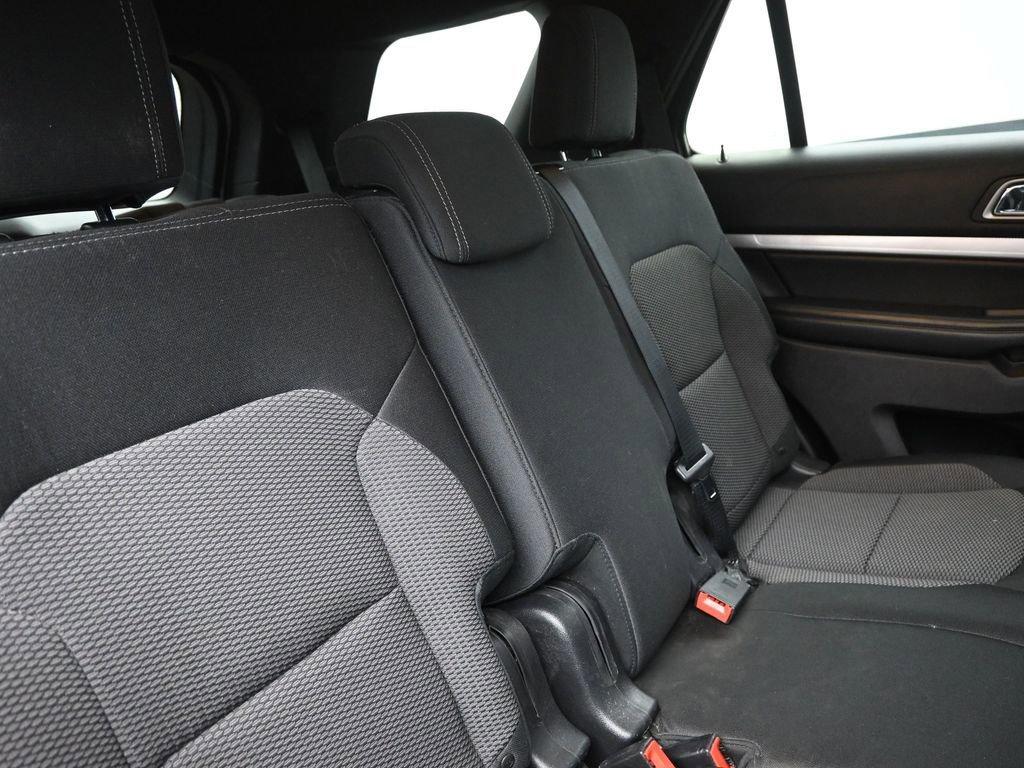 2016 Ford Explorer Vehicle Photo in Cedar Rapids, IA 52402