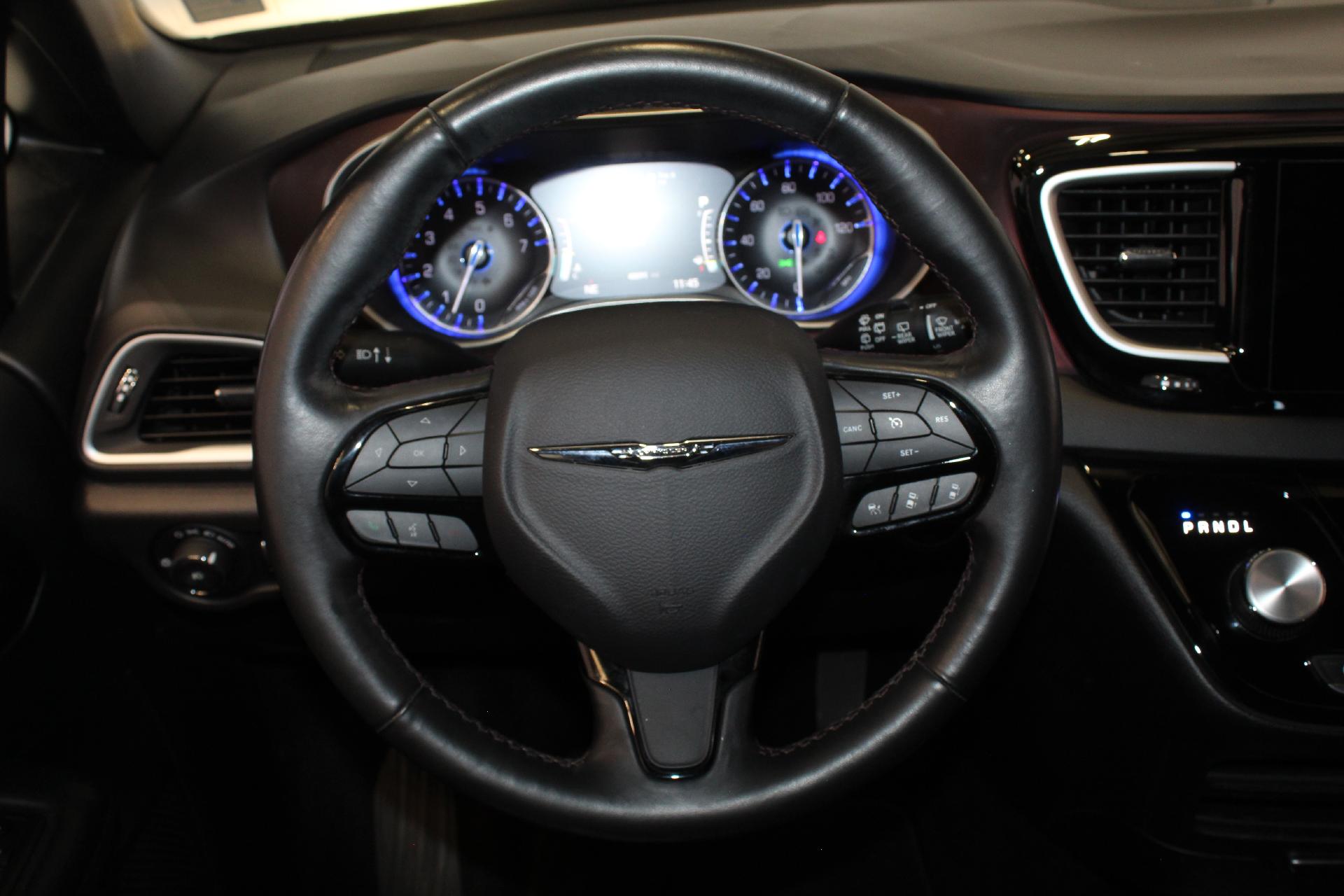 2020 Chrysler Pacifica Vehicle Photo in NORTHAMPTON, MA 01060-1120
