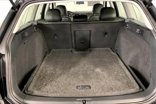2017 Volkswagen Golf Alltrack Vehicle Photo in INDEPENDENCE, MO 64055-1377