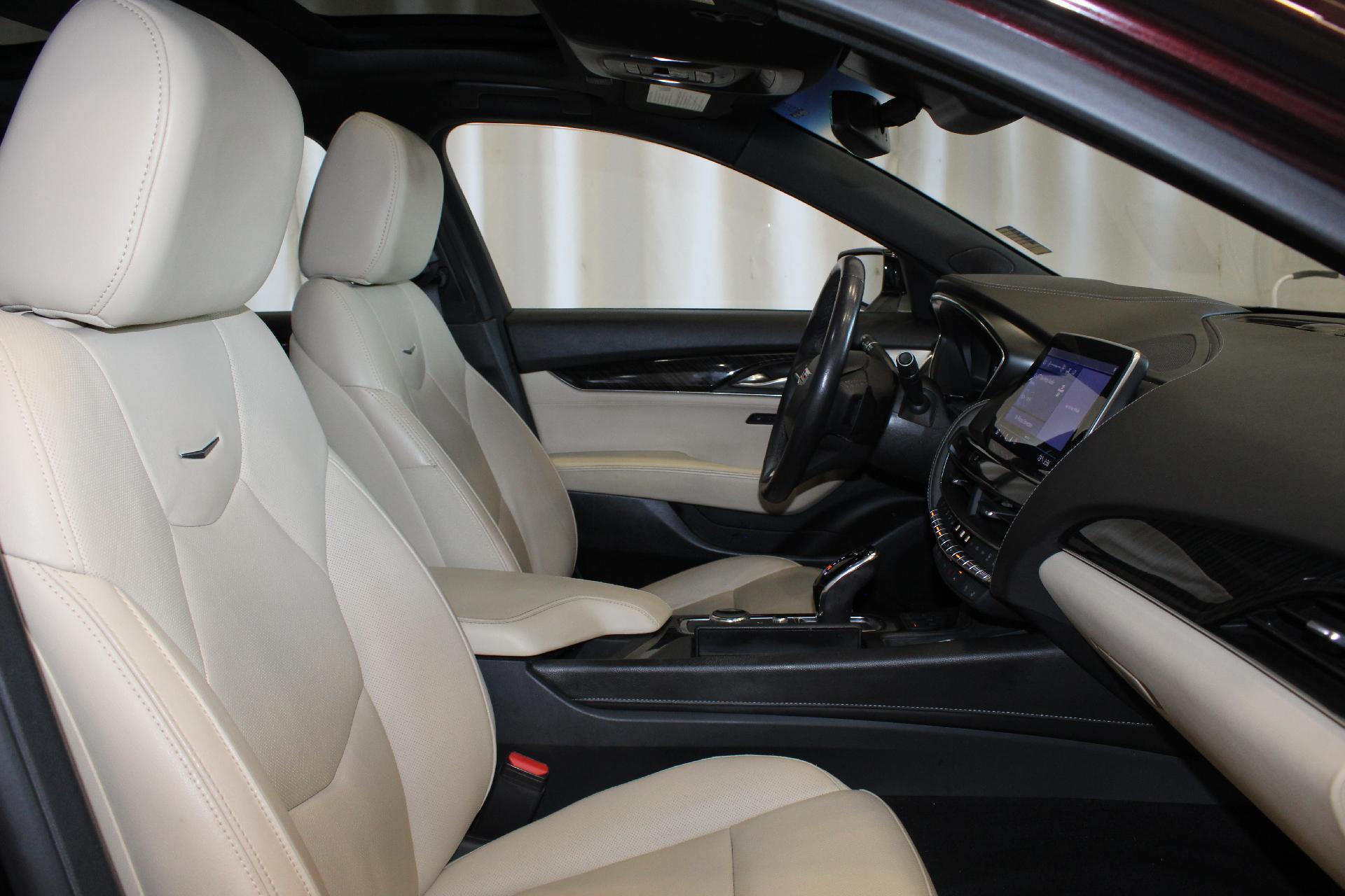 2022 Cadillac CT5 Vehicle Photo in NORTHAMPTON, MA 01060-1120