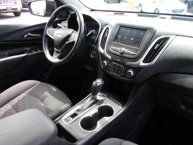 2020 Chevrolet Equinox Vehicle Photo in LOWELL, MA 01852-4336