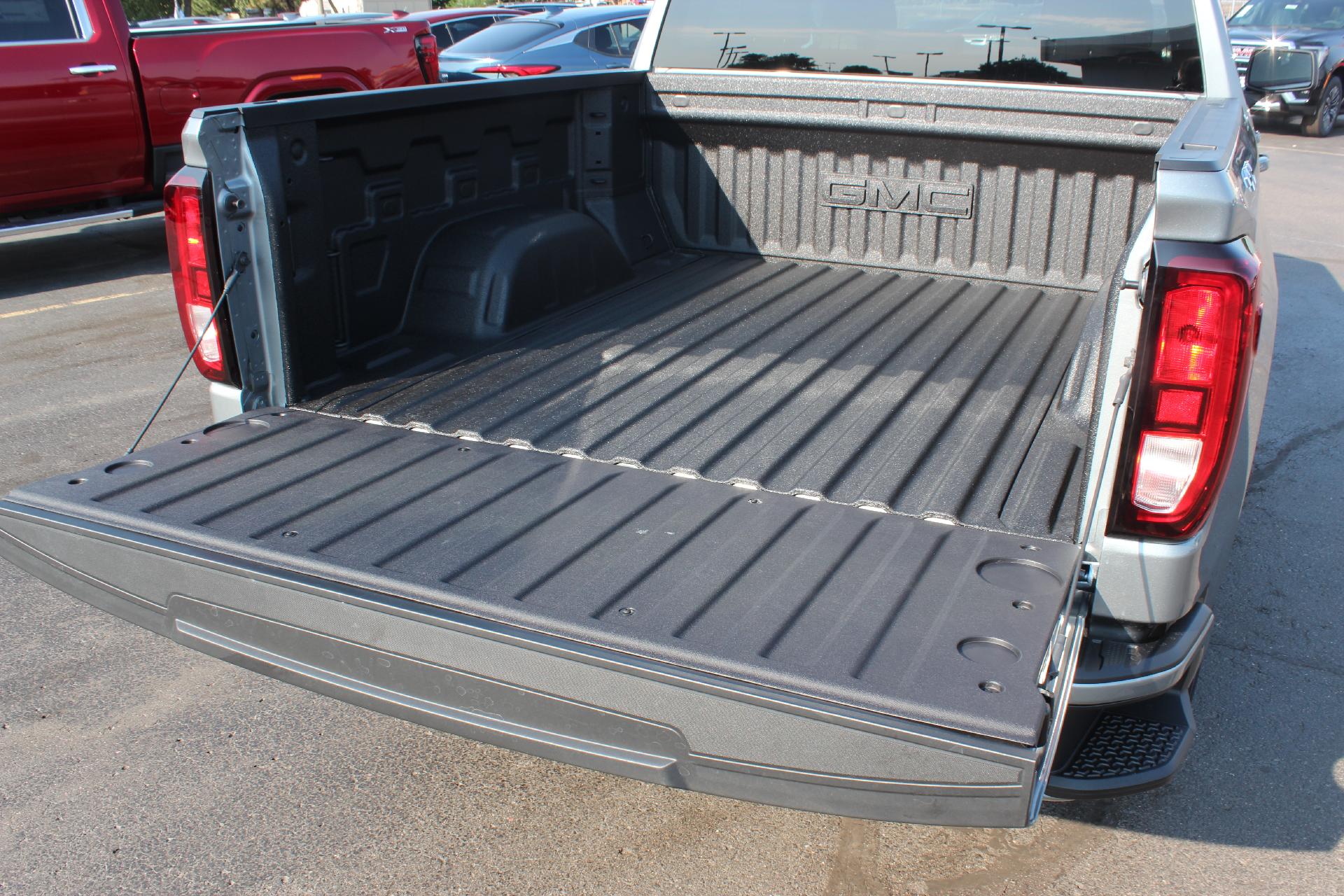 2026 GMC Sierra 1500 Vehicle Photo in AURORA, CO 80012-4011