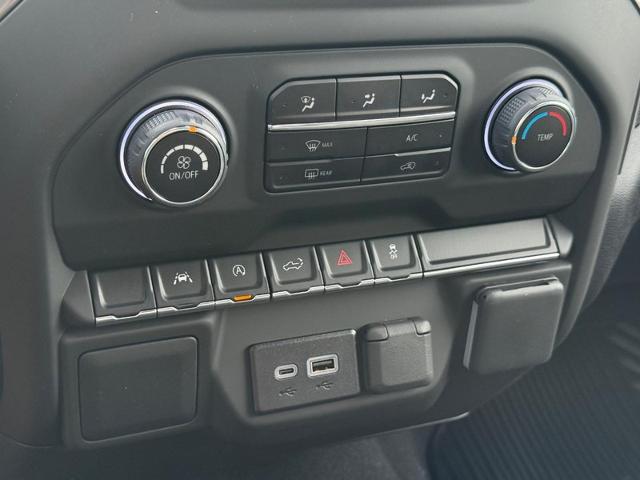 2026 Chevrolet Silverado 1500 Vehicle Photo in COLUMBIA, MO 65203-3903