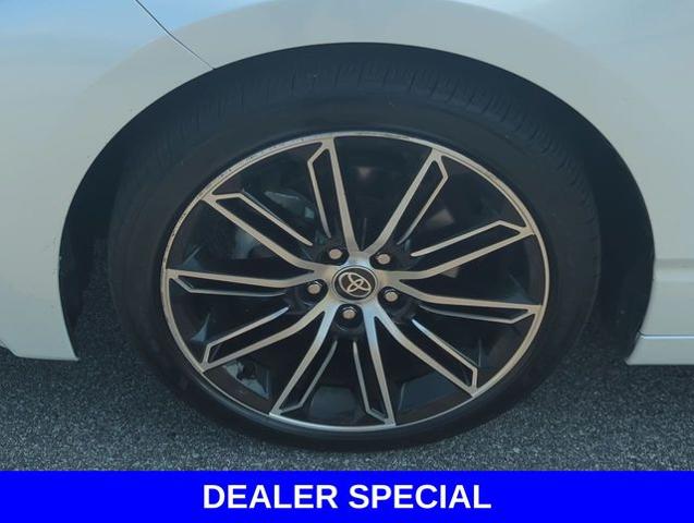 2022 Toyota Avalon Vehicle Photo in Merrillville, IN 46410