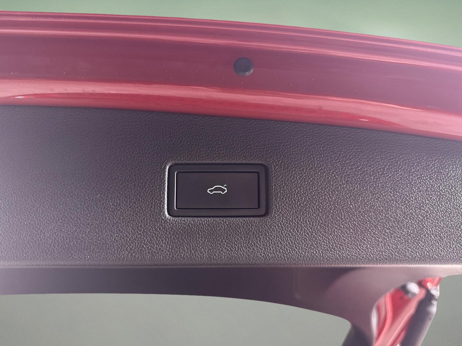 2024 Volkswagen Tiguan Vehicle Photo in Georgetown, TX 78626