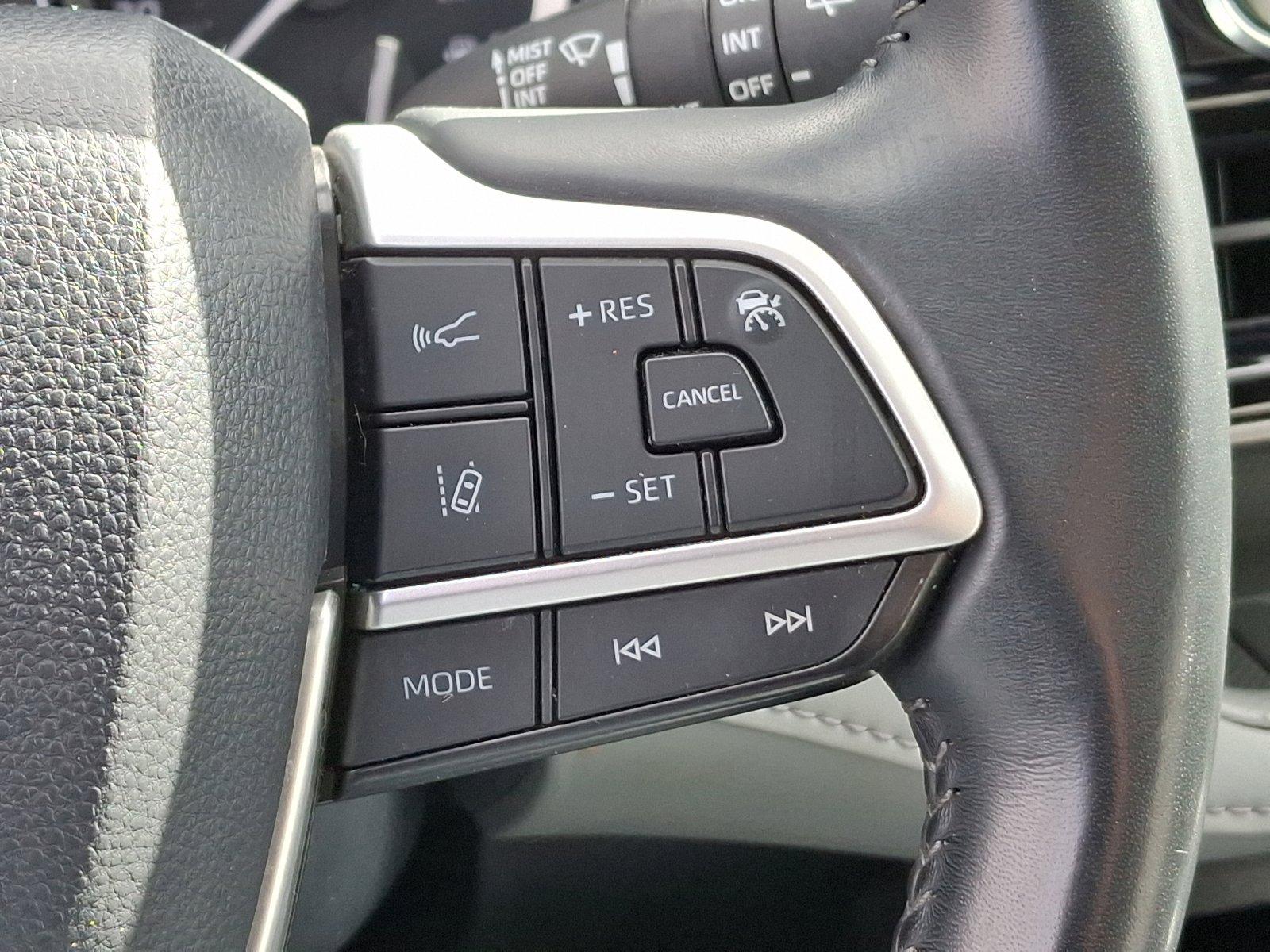 2022 Toyota Highlander Vehicle Photo in Trevose, PA 19053