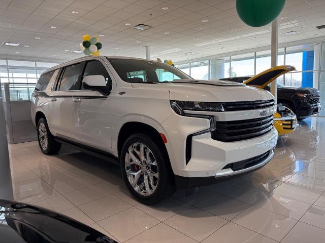 2023 Chevrolet Suburban Vehicle Photo in COLUMBIA, MO 65203-3903