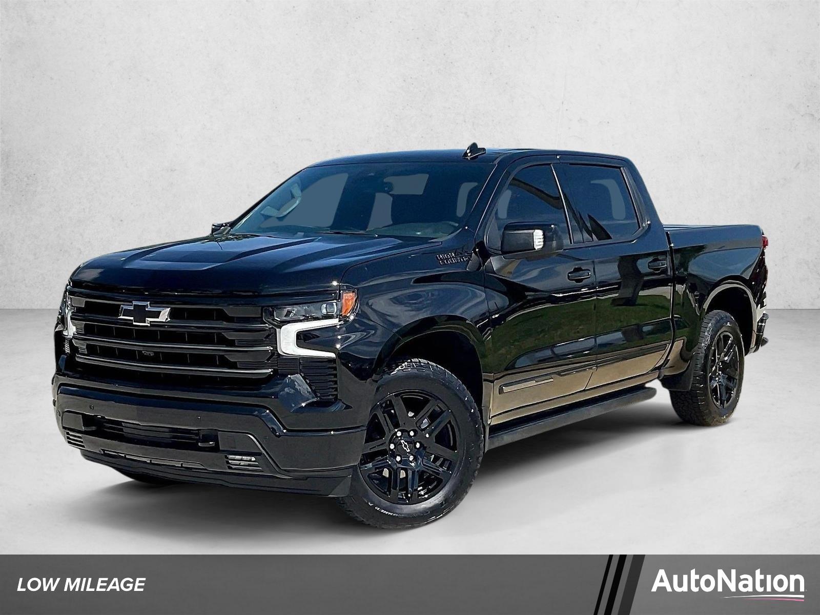 2025 Chevrolet Silverado 1500 Vehicle Photo in Pembroke Pines, FL 33027
