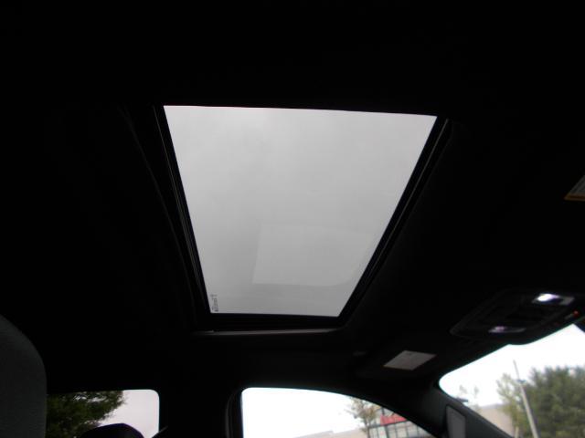 2022 GMC Sierra 1500 Vehicle Photo in LOWELL, MA 01852-4336