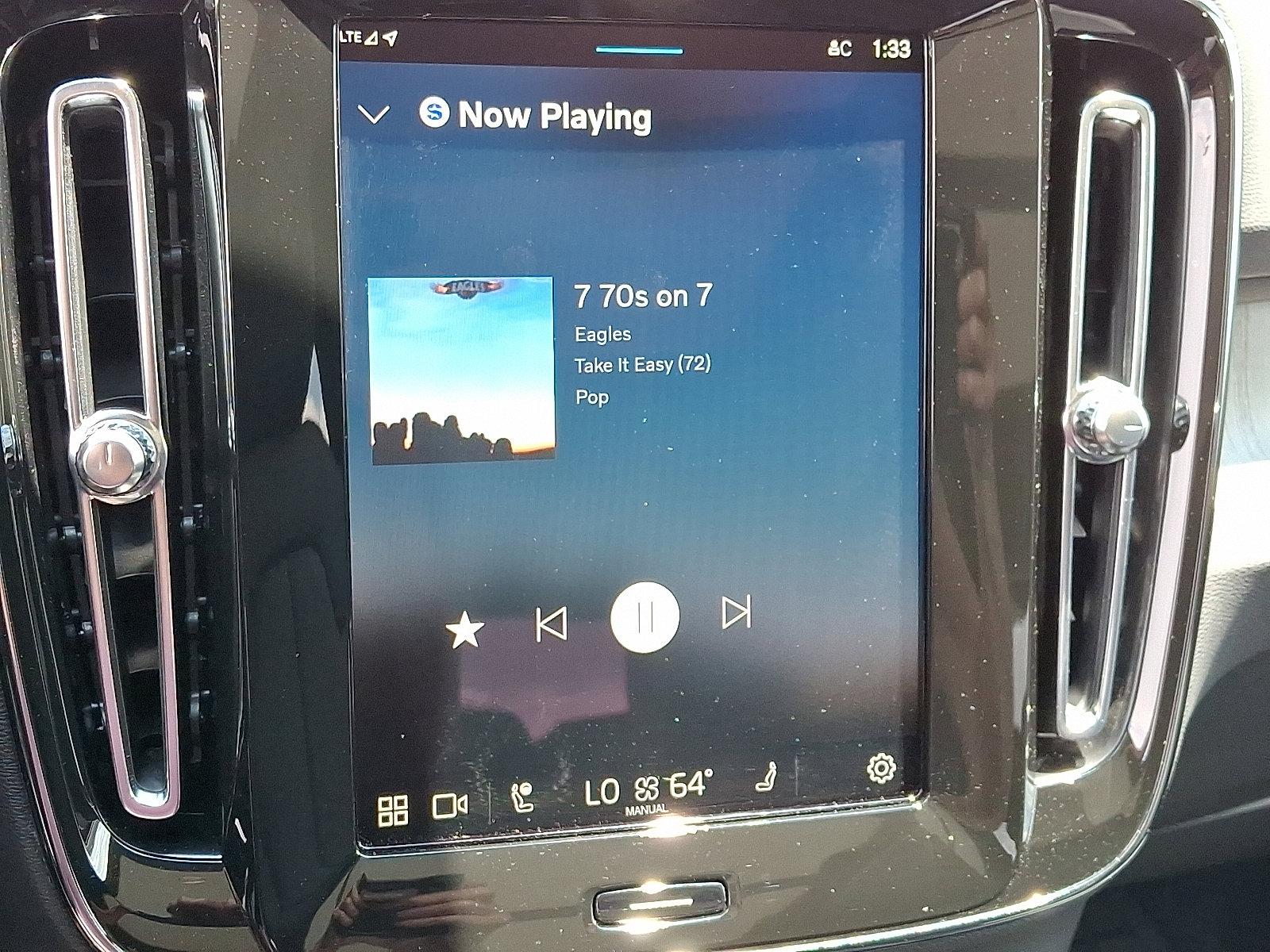 2025 Volvo XC40 Vehicle Photo in Lancaster, PA 17601