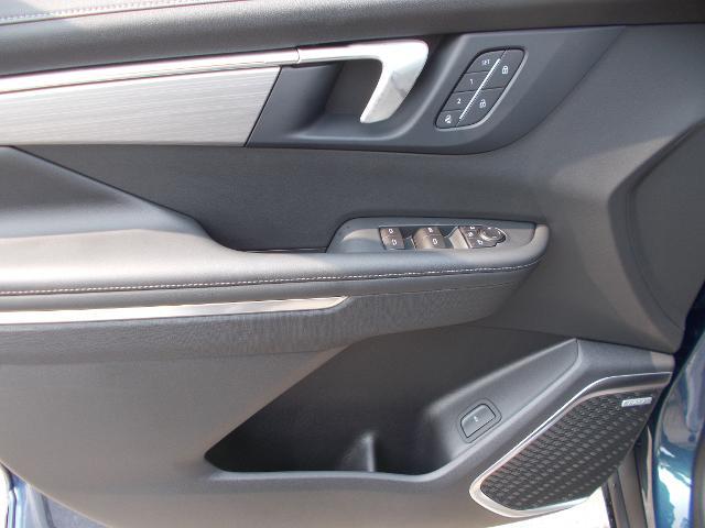 2026 Buick Enclave Vehicle Photo in LOWELL, MA 01852-4336