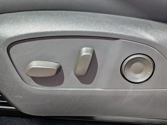 2026 Chevrolet Traverse Vehicle Photo in BRUNSWICK, GA 31525-1881