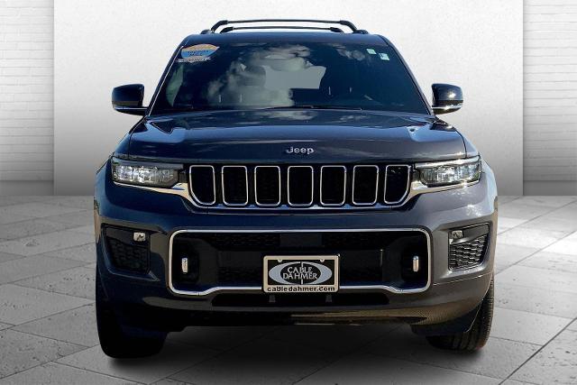2023 Jeep Grand Cherokee L Vehicle Photo in TOPEKA, KS 66609-0000