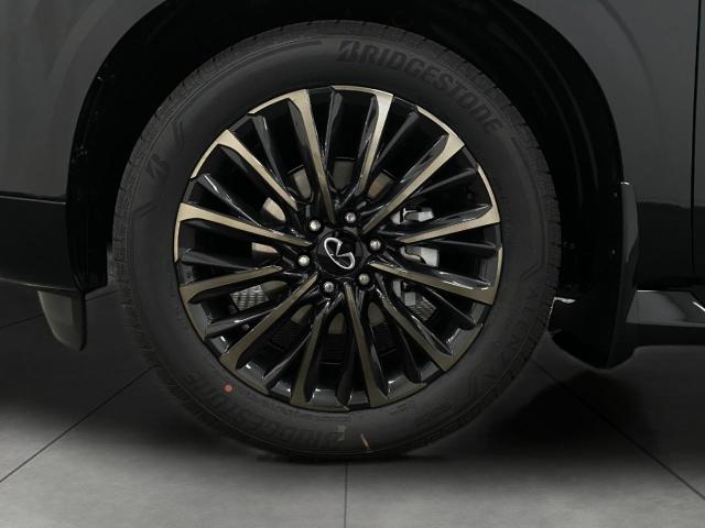 2026 INFINITI QX80 Vehicle Photo in Appleton, WI 54913