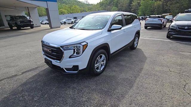 2022 GMC Terrain Vehicle Photo in Pleasant Hills, PA 15236