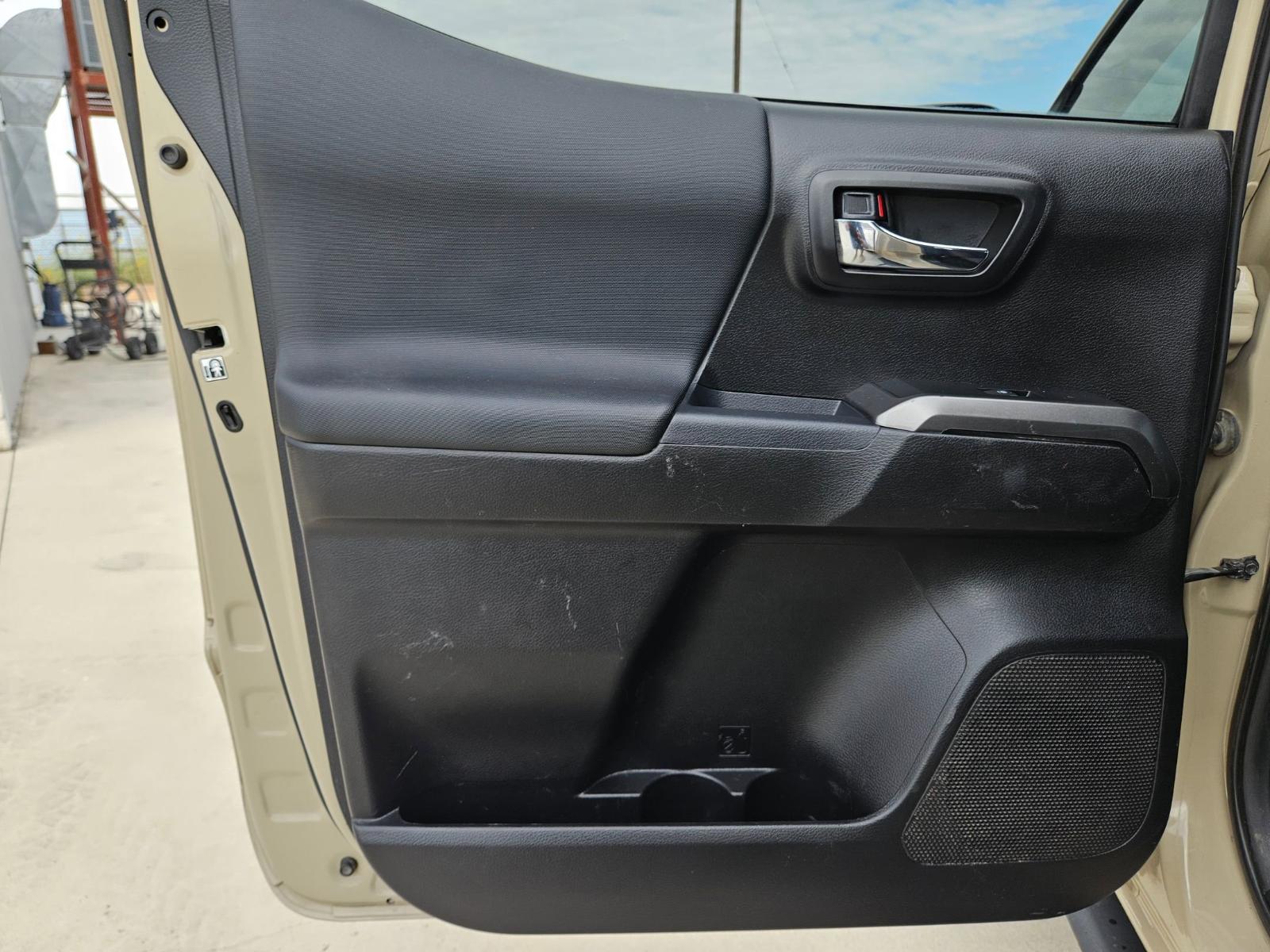 2019 Toyota Tacoma 4WD Vehicle Photo in Seguin, TX 78155