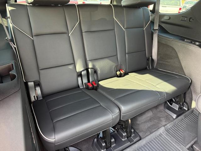 2023 Cadillac Escalade Vehicle Photo in COLUMBIA, MO 65203-3903