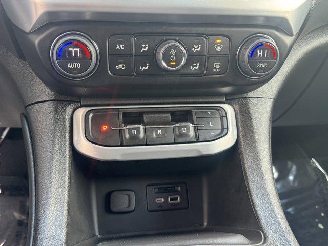 2023 GMC Acadia Vehicle Photo in LEOMINSTER, MA 01453-2952