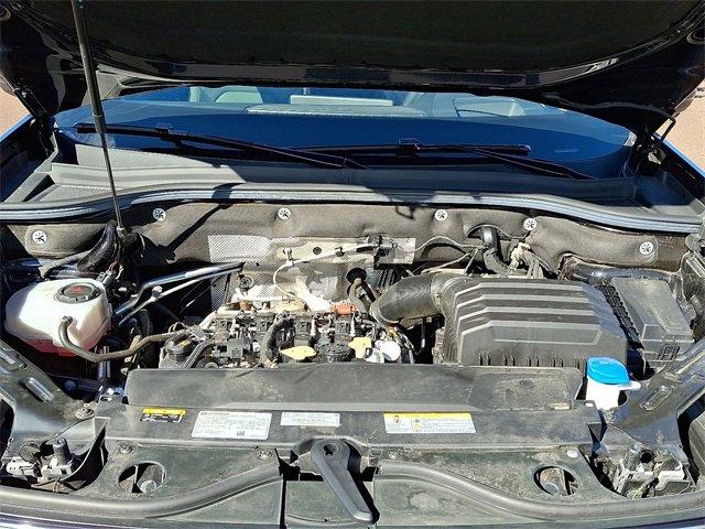 2024 Volkswagen Atlas Cross Sport Vehicle Photo in Willow Grove, PA 19090